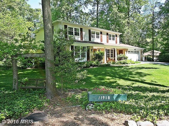 2nd image of 11918 Richland Ln
