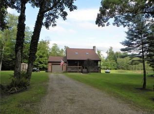 21104 South Rd, Centerville, PA 16404