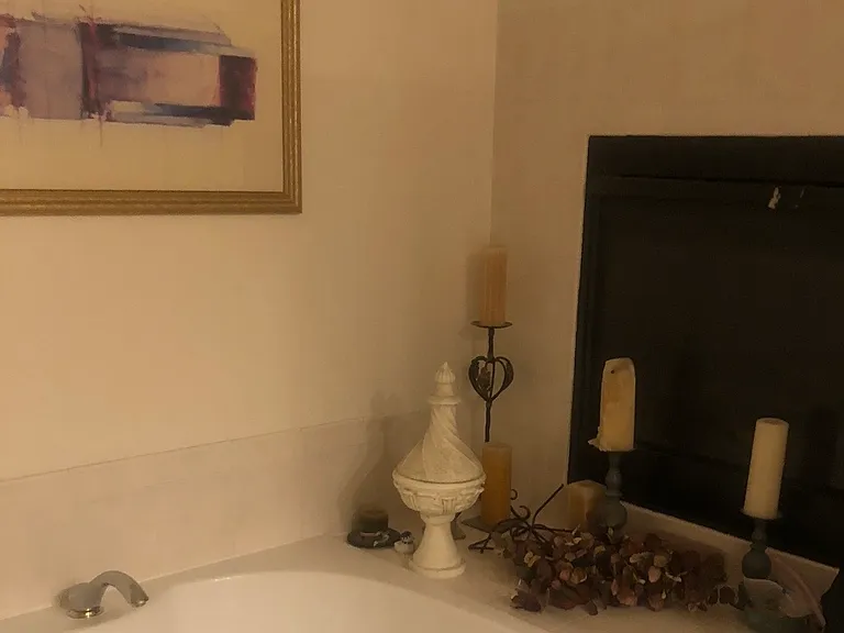 10105 Charissglen Ln — Photo 16