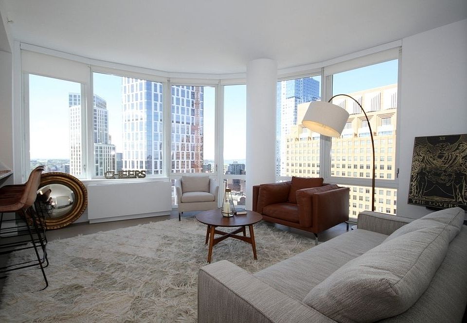 1st image of 86 Fleet Pl APT 29R