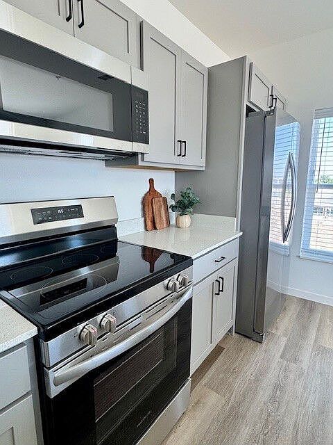 1st image of 2600 Roosevelt Ave #L-f