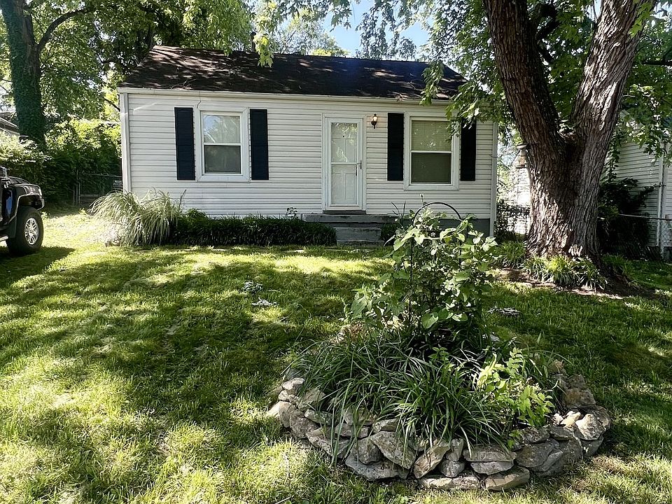 1st image of 196 Queen Ave