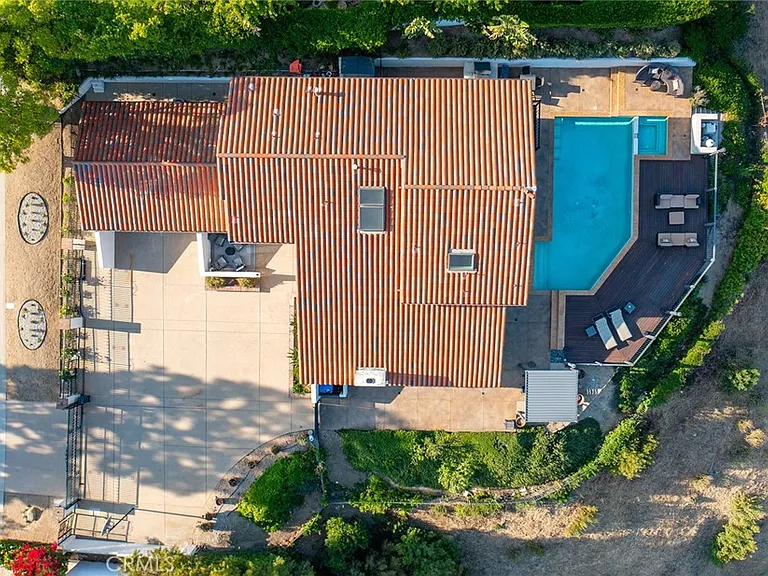 4372 Park Vicente — Photo 34