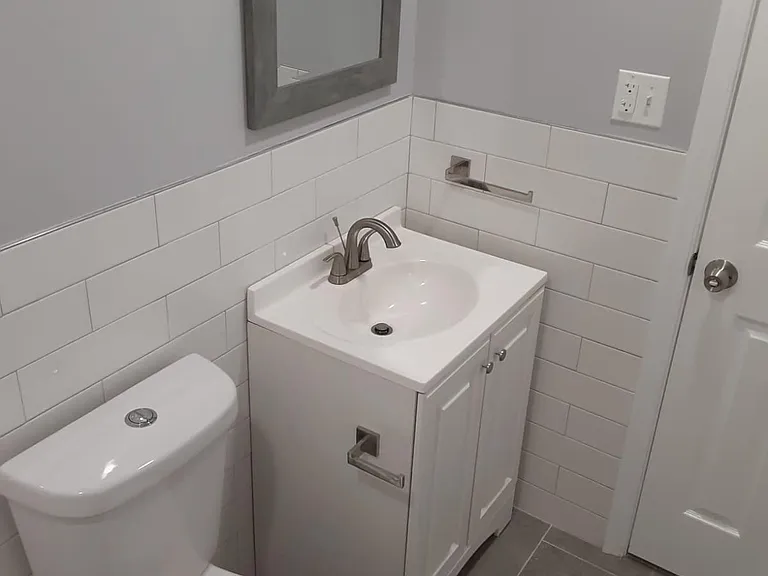 574 E Herman St — Photo 32