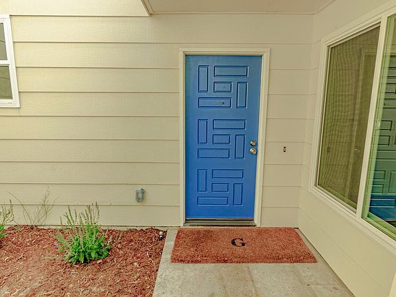 4th image of 2056 Renoir Ave