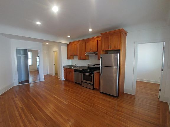 2nd image of 425 Hyde St APT 54