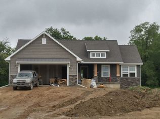 3150 Bentley Dr, Saint Johns, MI 48879
