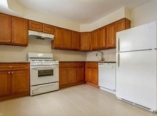 22 Fulton Ave #1, Jersey City, NJ 07305