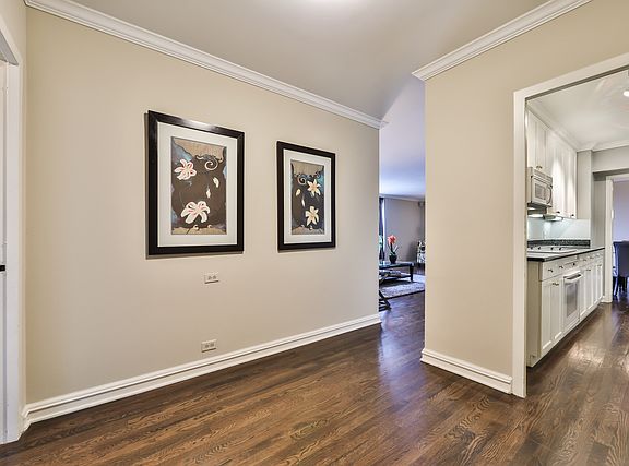 2nd image of 1325 N State Pkwy APT 21E