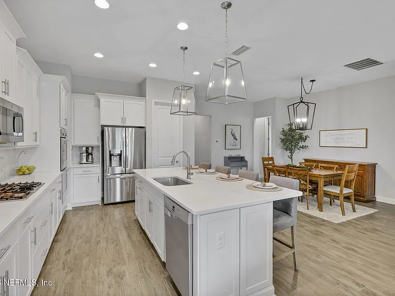 102 Seabrook Dr — Photo 20