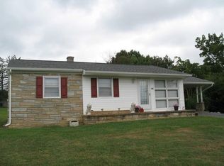 449 N Lee St, Woodstock, VA 22664
