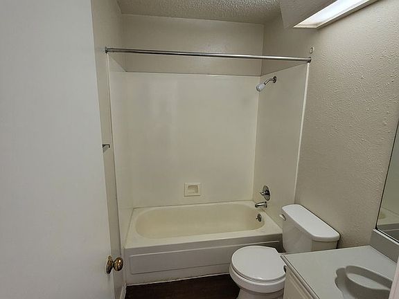 4th image of 11806 Garden Terrace Dr