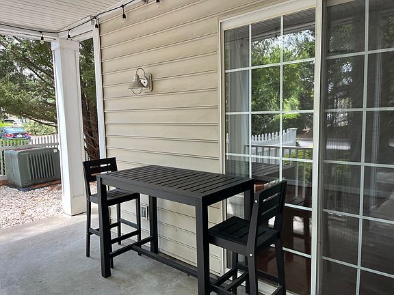 4th image of 7231 Newport Ave APT 103