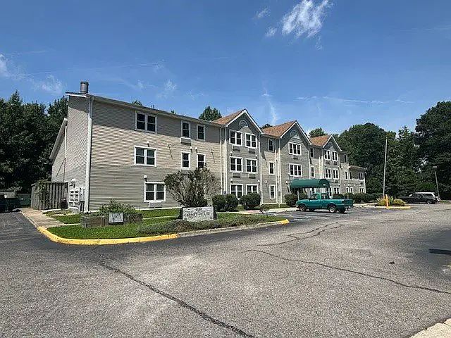 1st image of 2139 Broadmoor Ave #11403