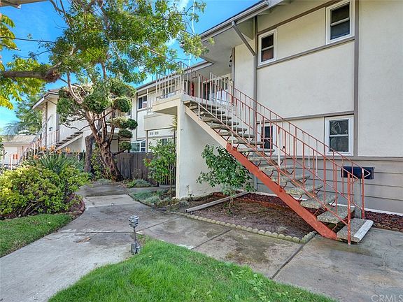 2nd image of 22615 Nadine Cir Unit B