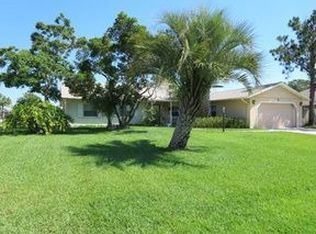 3 Cherry Ct, Palm Coast, FL 32137