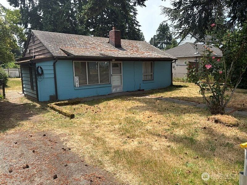 2nd image of 741 N 128th Street