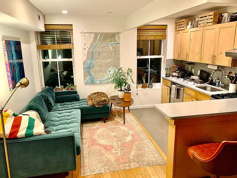 125 Noble St #2 — Photo 3