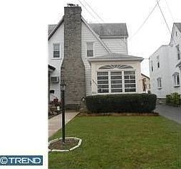 2nd image of 2454 Eldon Ave