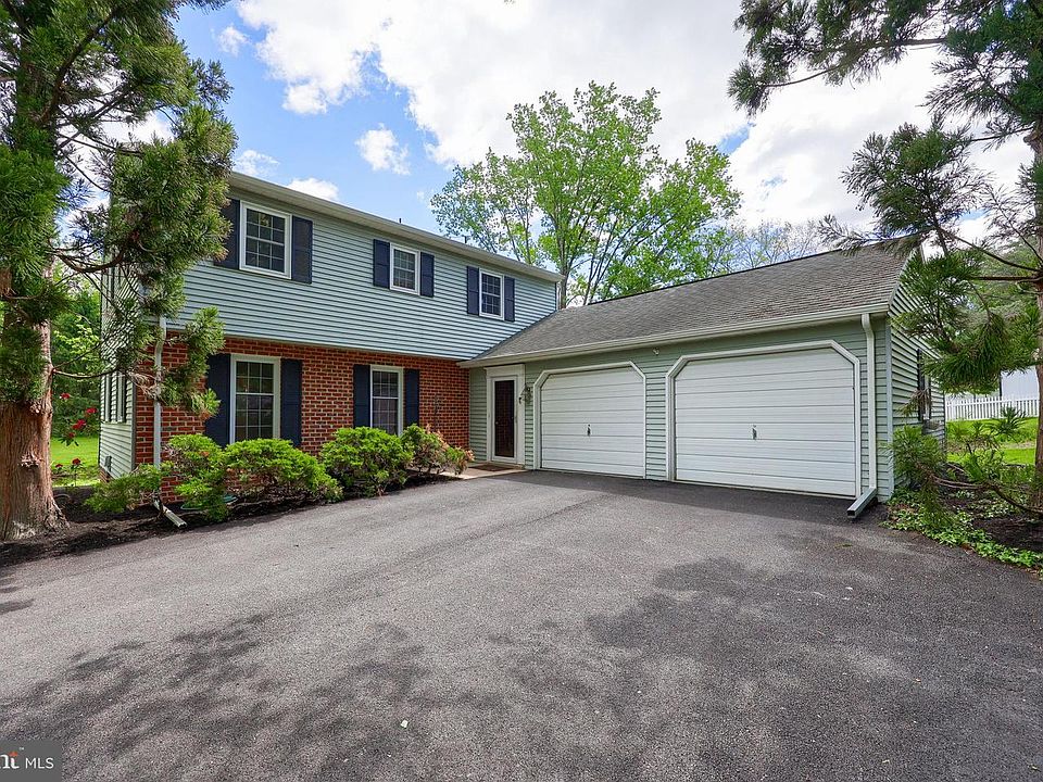 1st image of 2105 Southbrook Dr