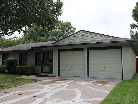 2nd image of 13759 Heartside Pl