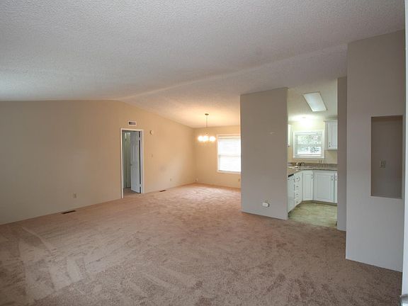 3rd image of 730 Spindrift Dr