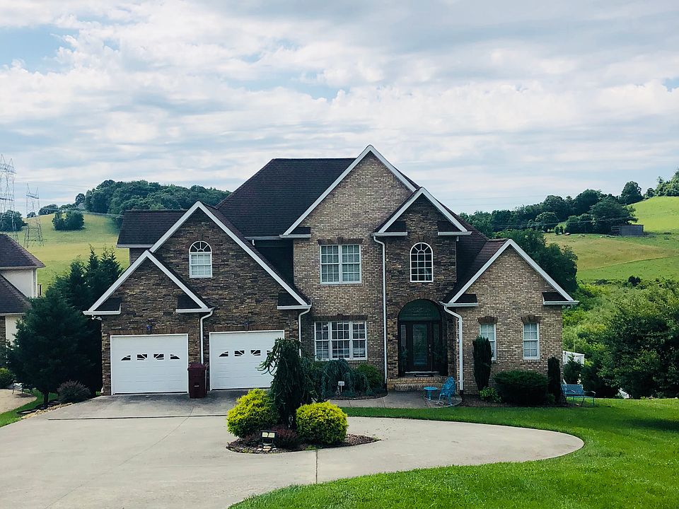 1st image of 7 Lake Harbor Ct