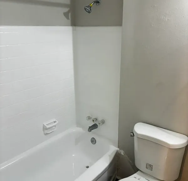 2150 Inwood Ter #8 — Photo 7