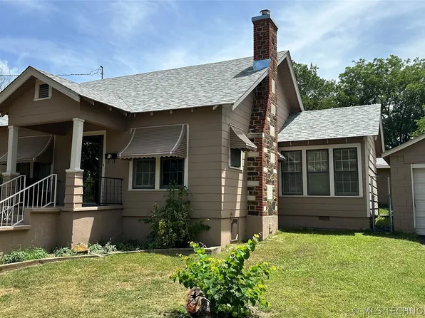 210 N Bluff Ave, Tahlequah, OK 74464