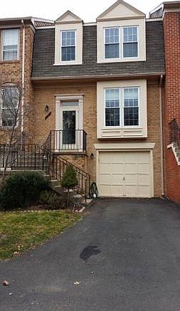 1st image of 4208 Sleepy Lake Dr