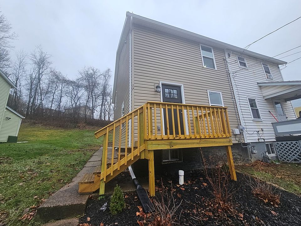 1st image of 17 Hemlock St