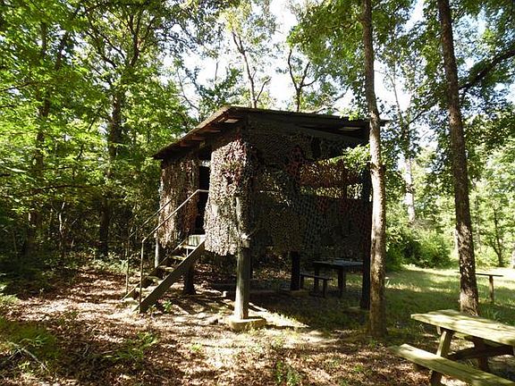3rd image of 1675 County Road 261