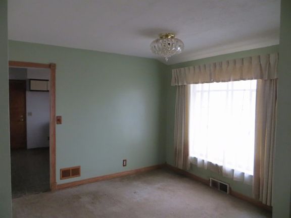 3rd image of 8179 N Main St