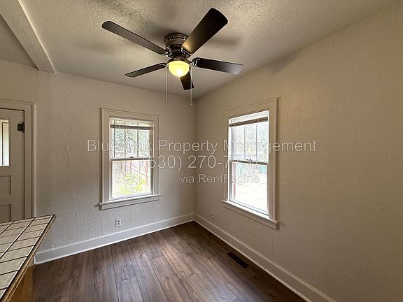 5th image of 1240 Chestnut St APT A
