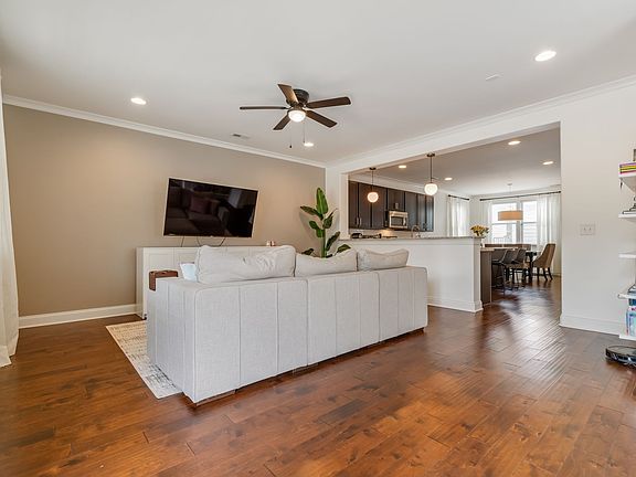 4th image of 2361 Somerset Valley Dr