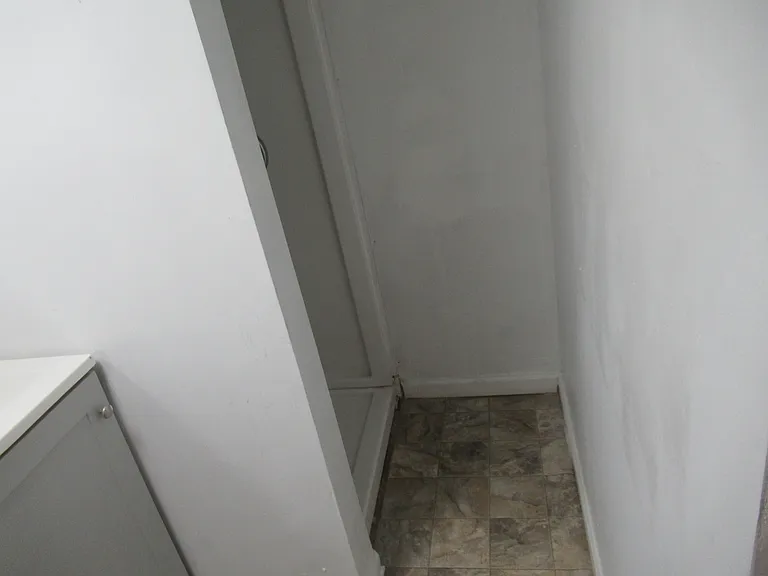 14 Elm St — Photo 15