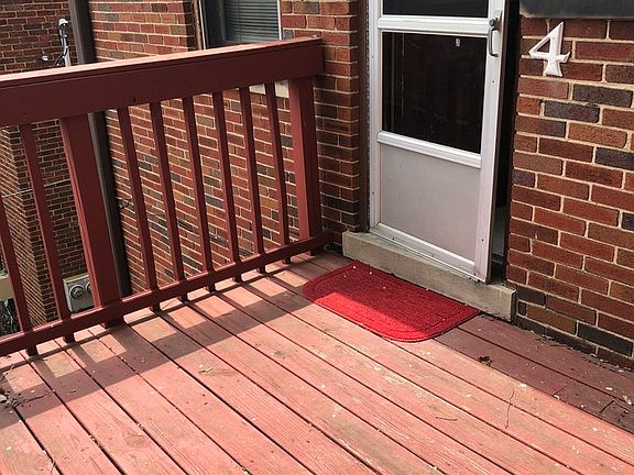 3rd image of 3114 Indianola Ave