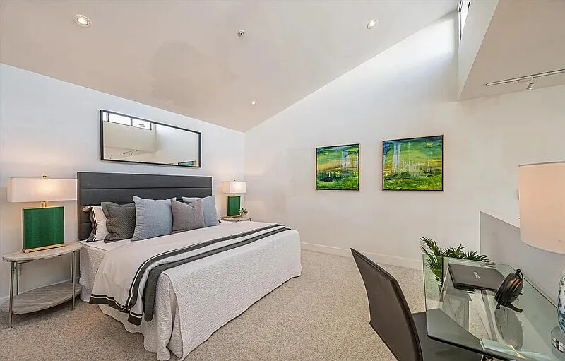 1 bed, 1.0 bath, 1137 sqft, $4,000 — Photo 4