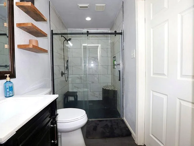 7822 Ravens Point Dr — Photo 11