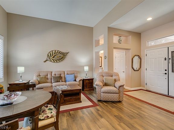 4th image of 2146 High Mesa Dr