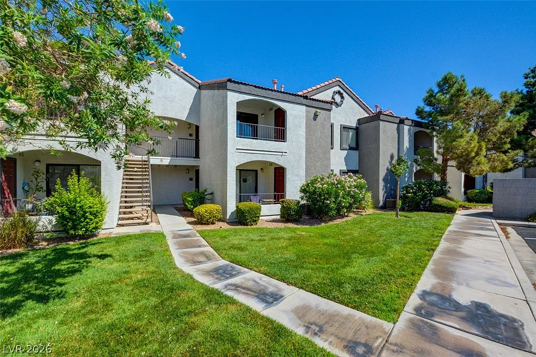 1 bed, 1.0 bath, 660 sqft, $1,400 — Photo 1