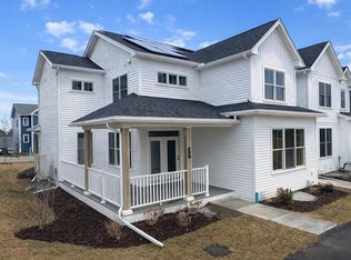 427 Old Farm Rd, South Burlington, VT 05403