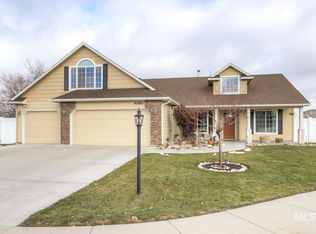 4090 E Chesapeake Dr, Nampa, ID 83686