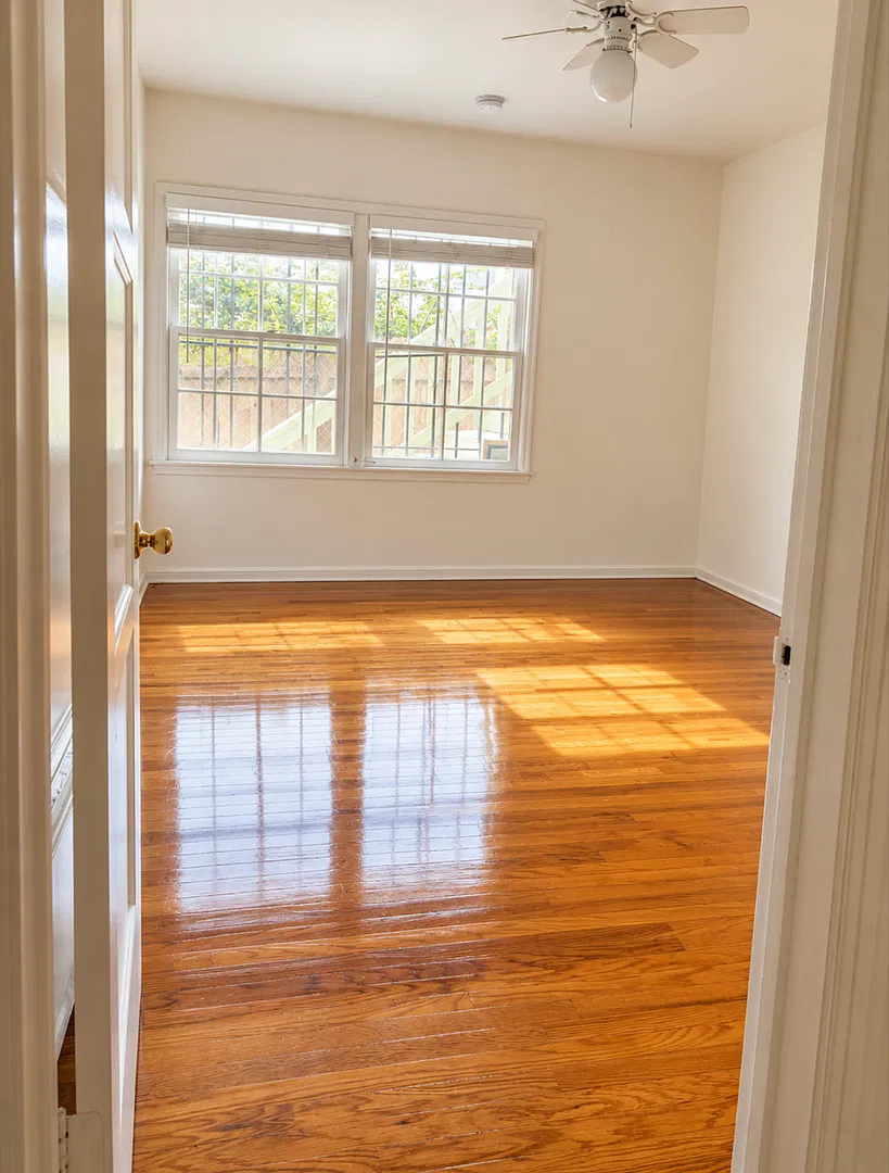 8423 Blackburn Avenue — Photo 4