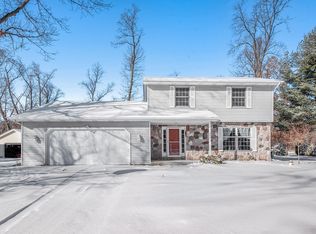 202 Hidden Forest Rd, Battle Creek, MI 49014