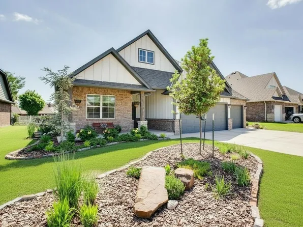 1111 Sawgrass Ln, Enid, OK 73703