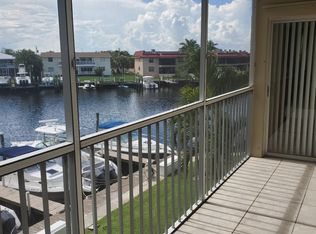 630 Southwind Cir APT 16, North Palm Beach, FL 33408