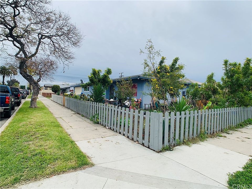1st image of 210 E Valencia Ave