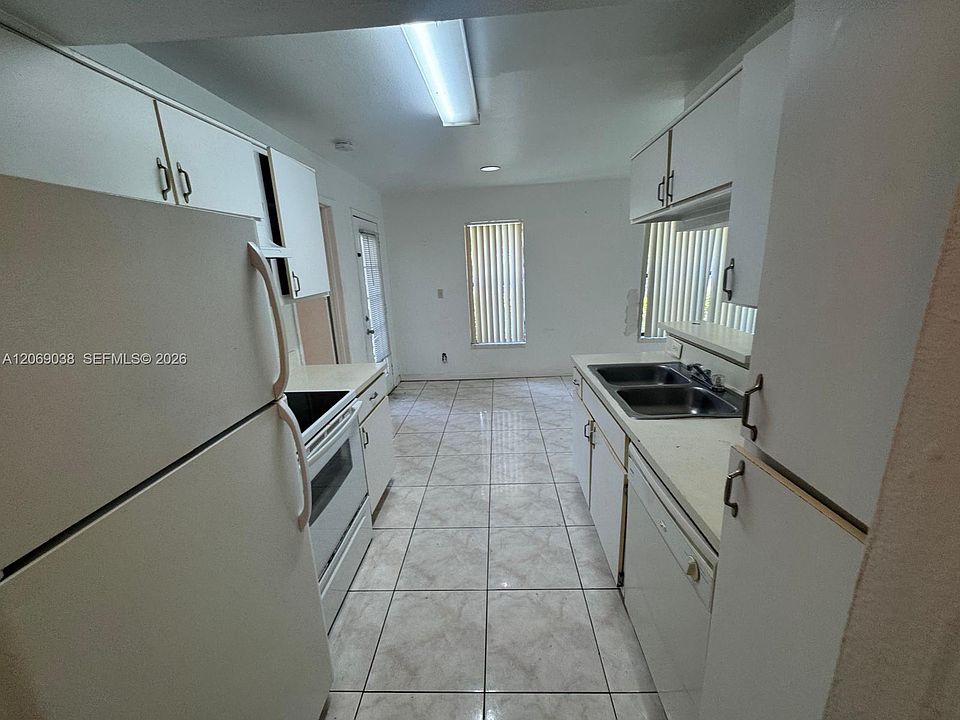 1st image of 8793 NW 39th St #7