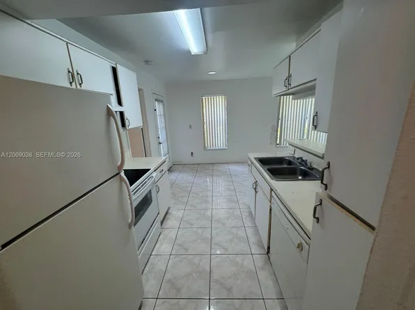8793 NW 39th St, Fort Lauderdale, FL